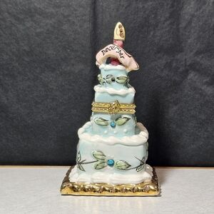 December Cake Trinket Box